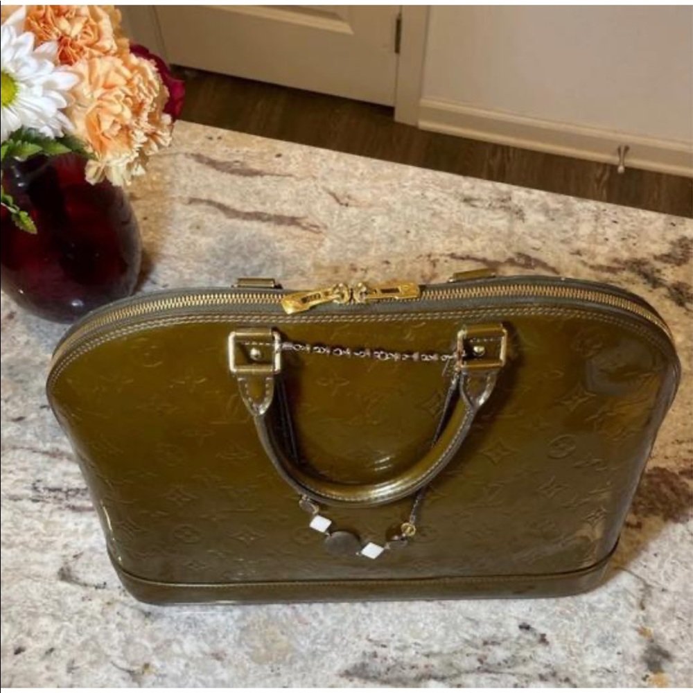 Louis Vuitton Alma GM - Picture 9 of 11